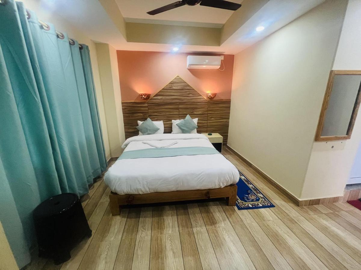 Hotel Olympus Pokhara Exterior foto